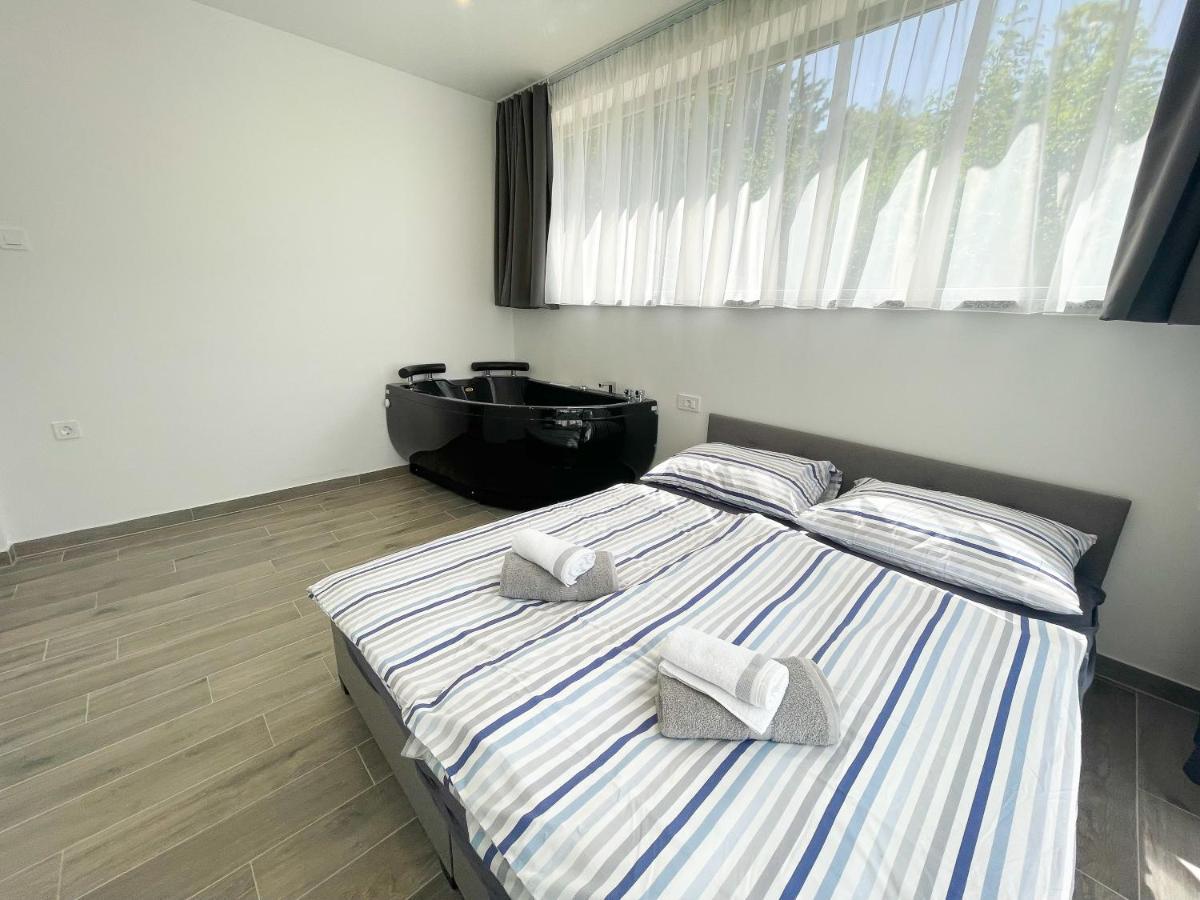 Villa Linda Crikvenica Εξωτερικό φωτογραφία